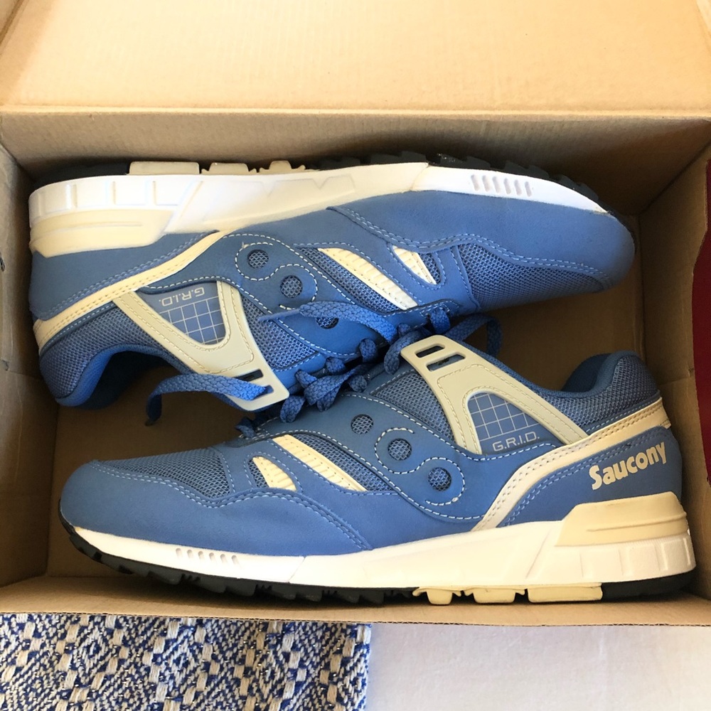 Basicallt brand new! Worn twice & great color